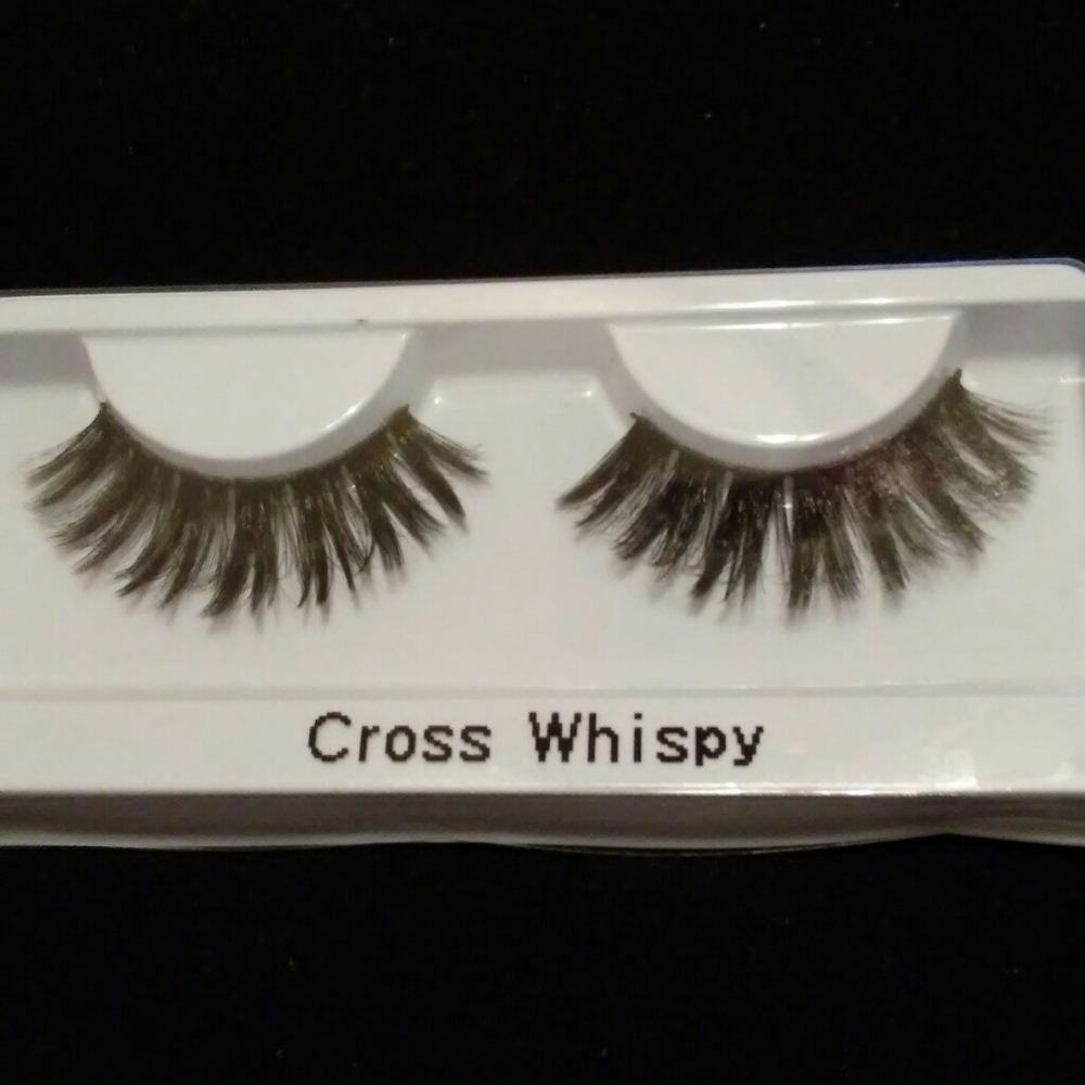 NWOT 3 pairs of mink lashes